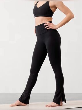 Athleta Elation Ultra High Rise Split Slim
Flare Pant Black XS